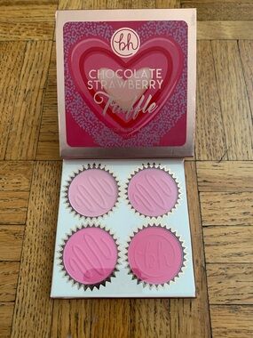BH Cosmetics Chocolate Strawberry Truffle Blush Palette